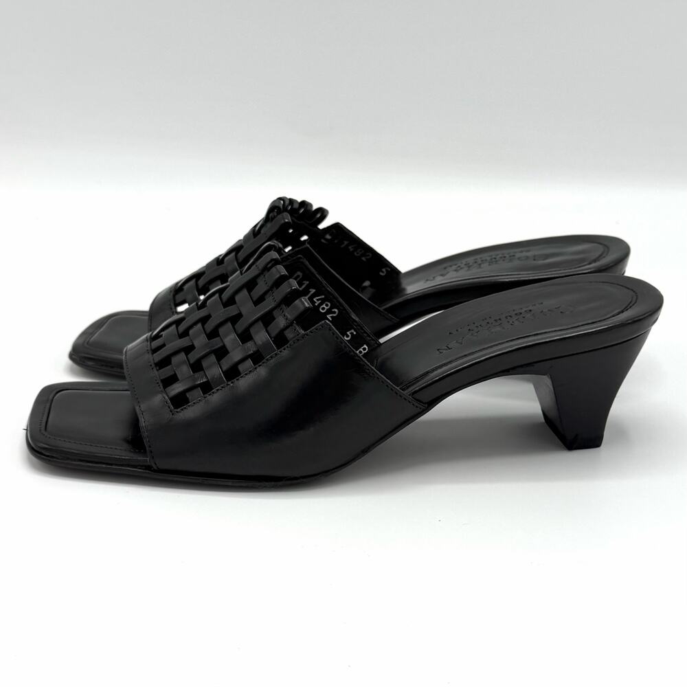Cole Haan Kalista Black Woven Leather Mule Sandals Kitten Heel Size 5B Italy - Picture 3 of 10